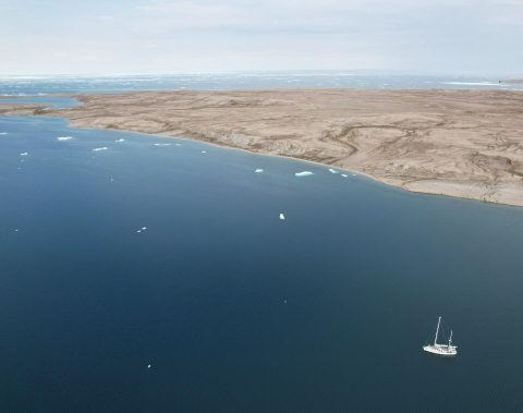 Baillie Island 📍⛵️ The One Ocean crew spent a day in Snow Goose Pass before heading SE…