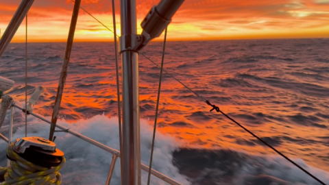 After about 5.5 days at sea, the Around the Americas crew made it to Concón at about 3…